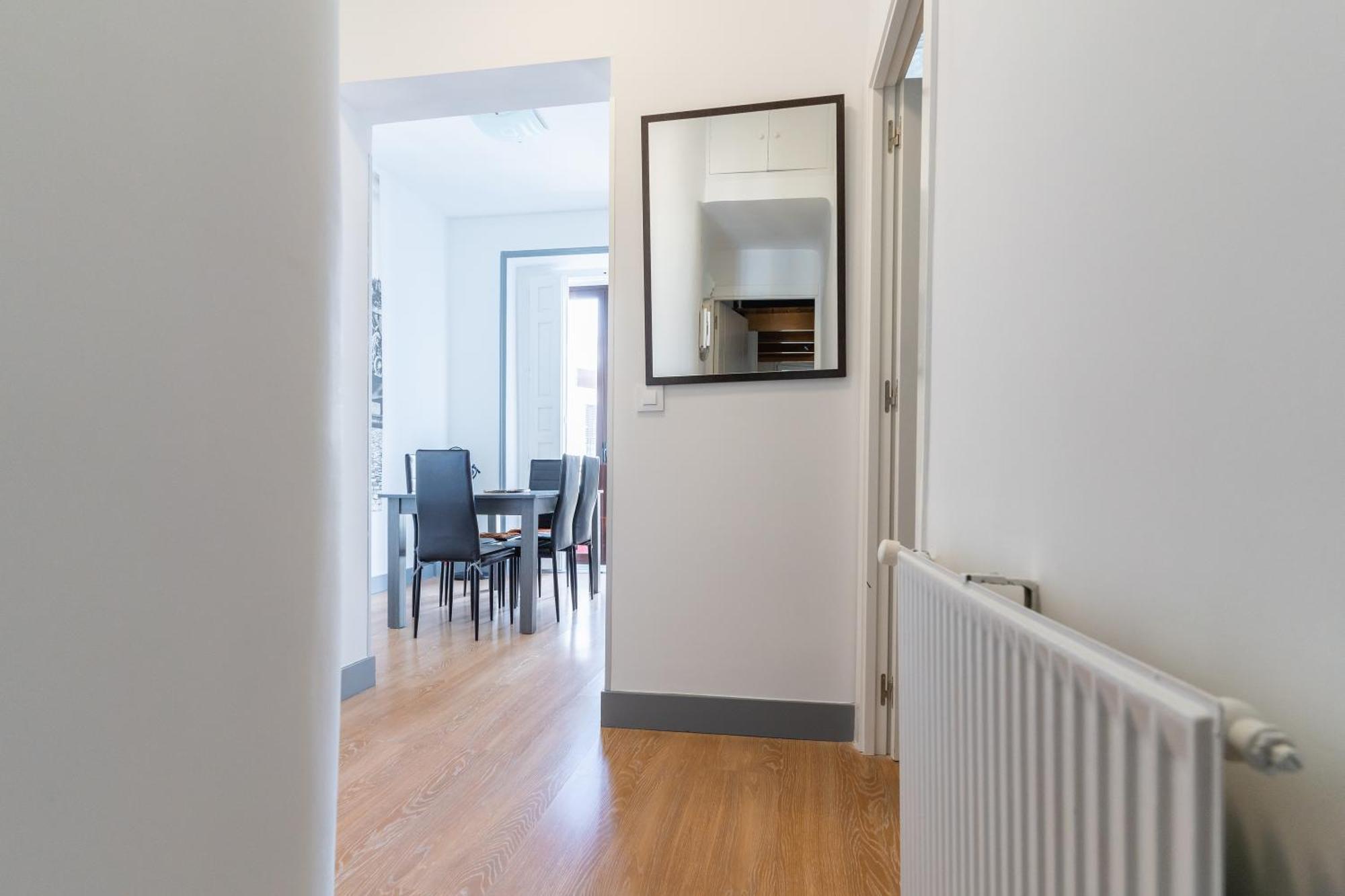 2 Bedrooms 1,5Bathrooms Furnished - Sol - Bright & Functional - Mintystay Madrid Exterior photo
