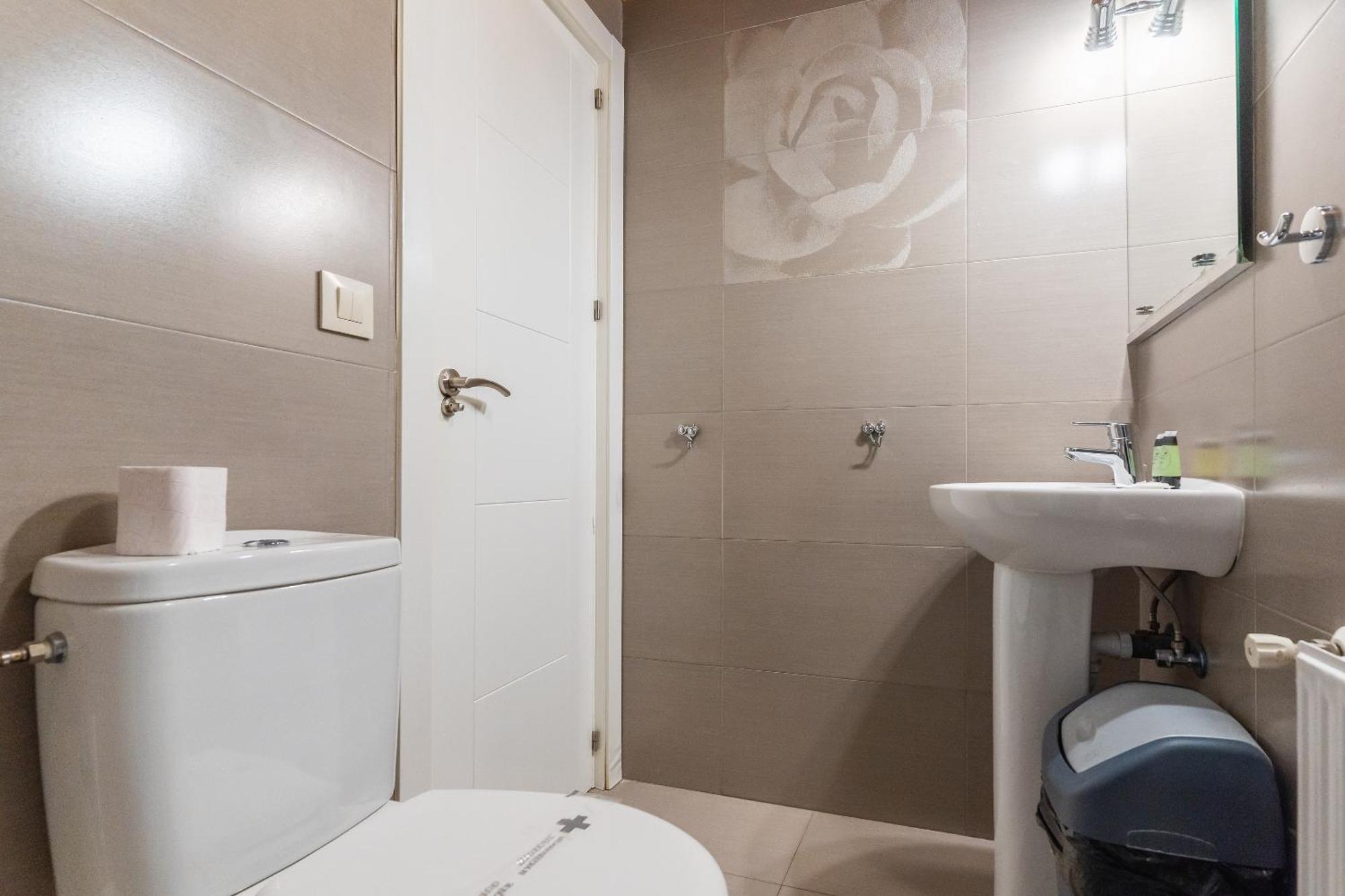 2 Bedrooms 1,5Bathrooms Furnished - Sol - Bright & Functional - Mintystay Madrid Exterior photo